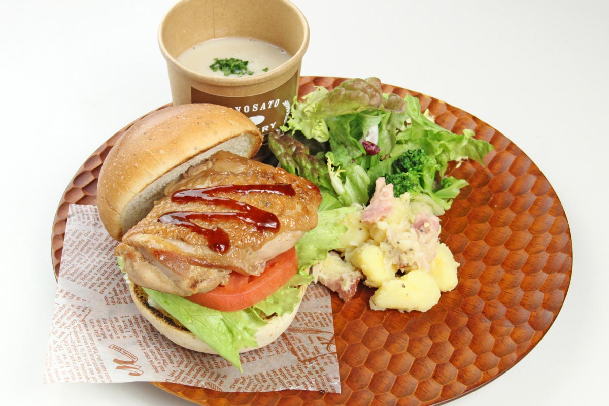 照り焼きチキンバーガー